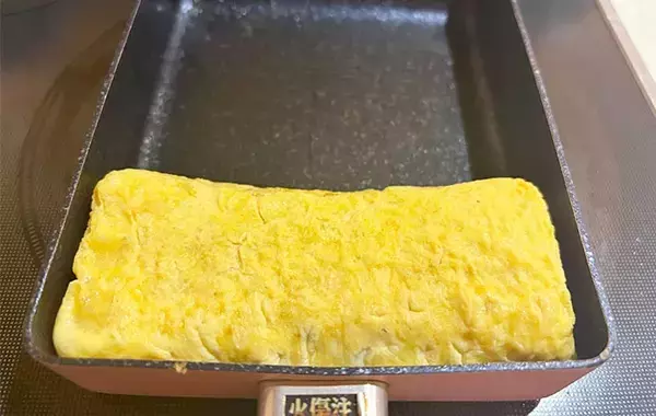 玉子焼きに刻んで入れるだけ！　余りがちな具材に「ご飯が進む」「食べ応えアップ」