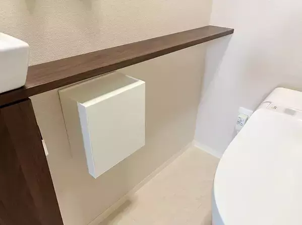 つっぱり棒を2本用意して！　トイレ掃除がラクになる4つのコツ【整理収納】