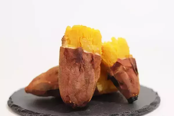 スーパーでなんとなく選んでない？　焼き芋用に買いたい「おすすめ3種」を農家に聞いた