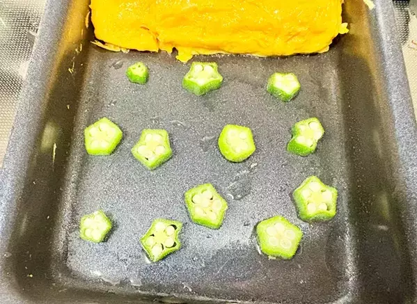 玉子焼きに切って『1本』入れてみて！　最後に散らすだけで「子供が大喜び」「食感よし」