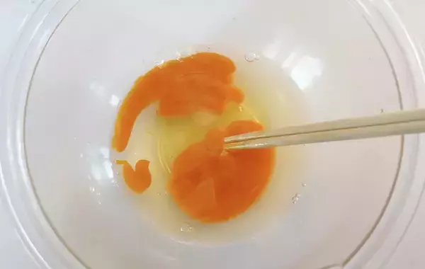 子供が「トロトロ～」と笑顔で完食　いつもの玉子焼きに50g、加えたのは？【簡単アレンジ】