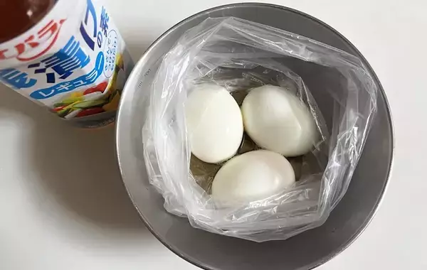 『大さじ4杯』で漬けてみて！　味玉の意外な調味料に「めんつゆより好きかも」
