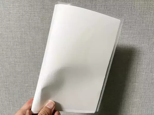 クリアファイルが職場で役立つ『便利アイテム』に変身　【作業10分】のリメイク術に大満足