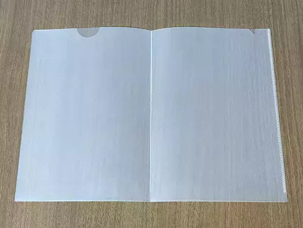 クリアファイルが職場で役立つ『便利アイテム』に変身　【作業10分】のリメイク術に大満足