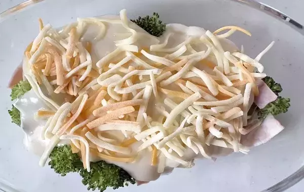 作りすぎたホットケーキを『おかず』にアレンジ　食べた子供が「コレはあり」「豪華でおいしい」