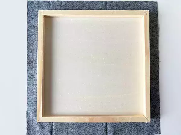 セリアで買える110円の『ボード』　部屋の雰囲気を変えたい時に？「かわいい」「もっと飾りたい」