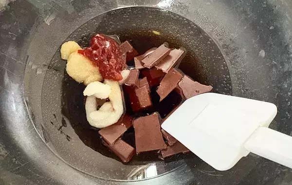 キャベツと豚肉のホイコーロー　隠し味に入れた『3分の2枚』に「ご飯がすすむ！」