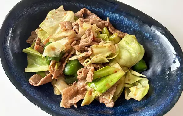 キャベツと豚肉のホイコーロー　隠し味に入れた『3分の2枚』に「ご飯がすすむ！」