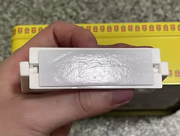 思い出のクッキー缶を使いたい！　100均アイテムと組み合わせたら便利度アップ