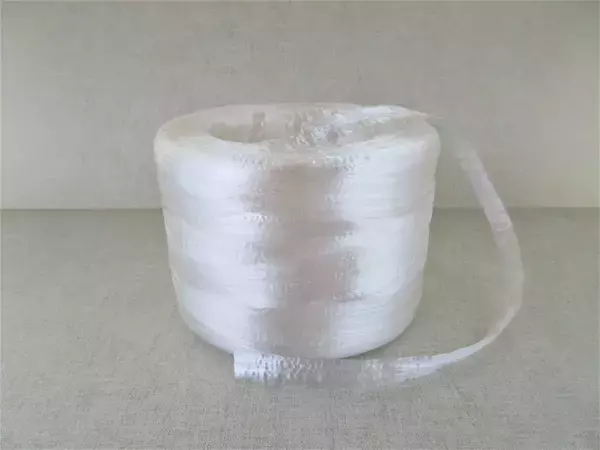 『ビニール紐』で蛇口を掃除！　落ちない隙間汚れが「ごっそり取れた」【活用テク4選】