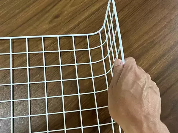 トイレ掃除が『3分』でラクに！　100均で作る簡単収納術に、感動