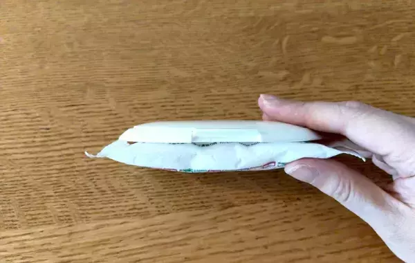 100均で買った『ウェットシートの蓋』が優秀　はめるタイプで「繰り返し使える」「ホコリつかない！」