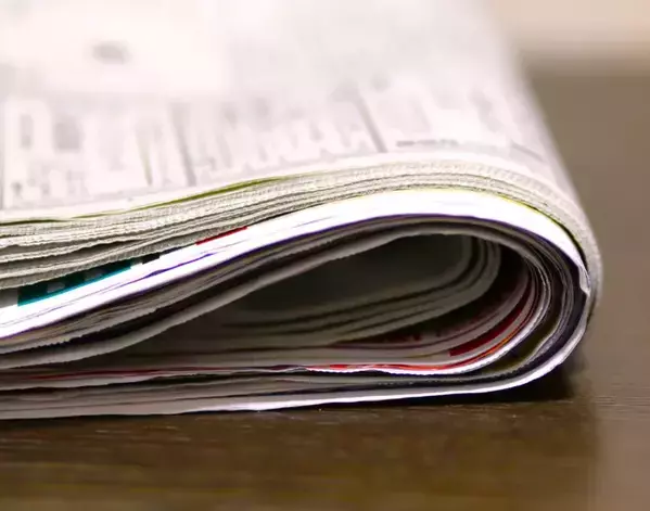 湿らせた新聞紙　ちぎって玄関にまくと？　思わぬ効果に「試してみて大正解！」【家事テク4選】