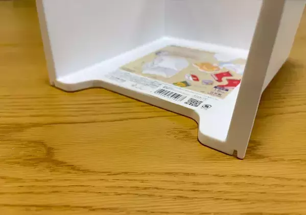 狭い玄関の収納力アップ！　ダイソーが教える『積み重ねできるラック』の活用アイデア【3選】