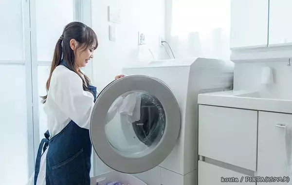 ピンク色に変色した服、原因は『日焼け止め』だった　落とすコツは…【プロ解説】