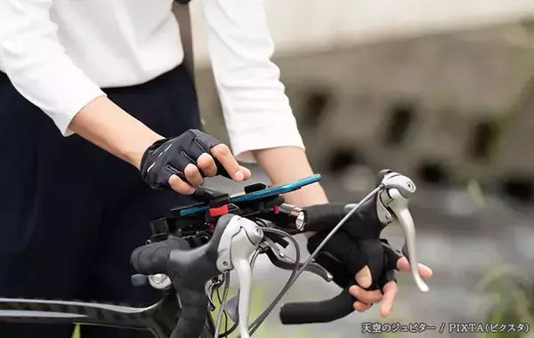 スマホ、手持ちじゃなくても違反？　覚えておきたい自転車の交通ルール