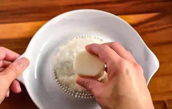 玉子焼きに『大さじ2杯』入れてみて！　ふっくら仕上がって「栄養もアップ」【管理栄養士のレシピ】