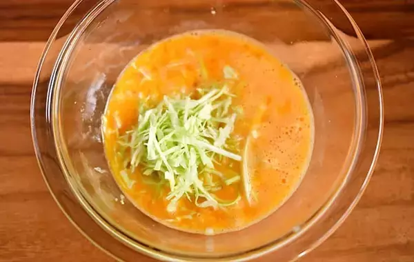 玉子焼きに『大さじ2杯』入れてみて！　ふっくら仕上がって「栄養もアップ」【管理栄養士のレシピ】