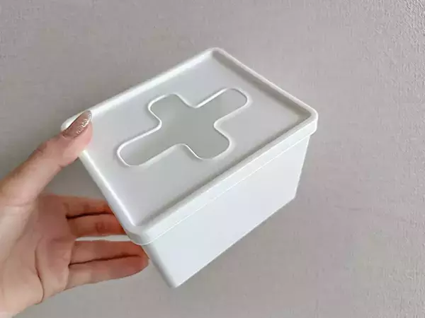 トイレの棚に置いたら快適！　ダイソーが教える『110円ボックス』3つの活用術とは