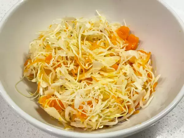 ニンジンがあったらこれ作って　サラダが「いつも以上においしく」なるドレッシングのレシピ