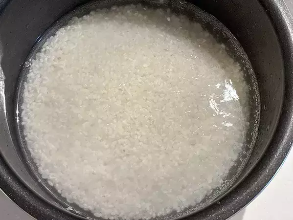 ご飯の仕上がりが『炭酸水1本』で変わる　簡単ワザを試すと「いつもよりふっくら！」