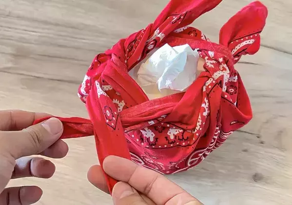 使うのは『布1枚』だけ！　トイレットペーパーの生活感を消して「ティッシュ代わりに使う」方法