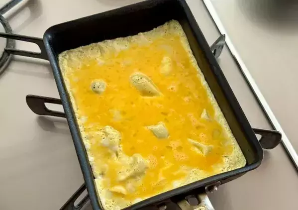 卵液に『小さじ1杯ずつ』入れるだけ！　少食な子供も完食した「玉子焼きレシピ」