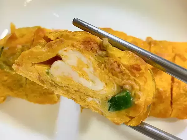 玉子焼きに『大さじ2杯』入れてみて！　甘い＆ネバネバの一品に「2日連続で作った」
