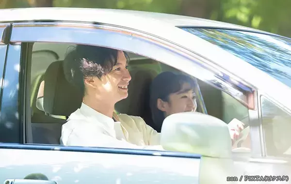 クラクションはNG！　信号が変わっても進まない車、気づかせるためにはどうするべき？