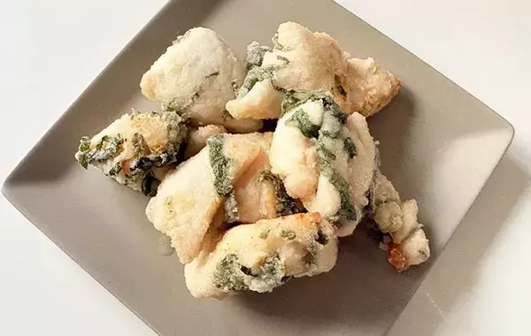 大葉をたっぷり入れた『塩から揚げ』　大さじ1杯の味つけで「何個でもいける！」