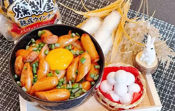 ウインナーを半分にカットして？　完成した一品に「お月見にぴったり」「子供が喜びそう！」