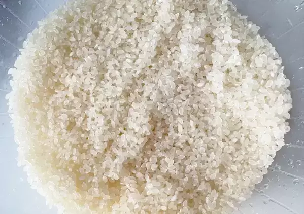 炊飯前に『2袋』入れてみて　炊き上がったご飯が「きのこの香り広がる」