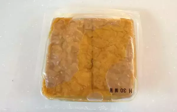 巻く前に『刻んで2枚』入れてみて！　玉子焼きの仕上がりに「想像以上」「子供が大喜び」