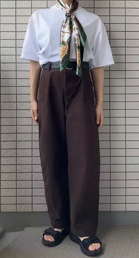 UNIQLO『ジャージーバレルレッグパンツ』が秋も優秀！　サイズ感レビュー＆長袖着回しコーデ