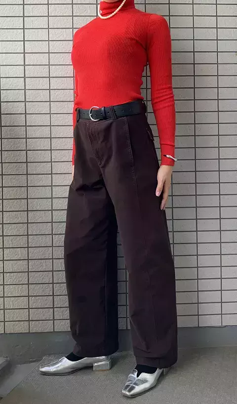 UNIQLO『ジャージーバレルレッグパンツ』が秋も優秀！　サイズ感レビュー＆長袖着回しコーデ