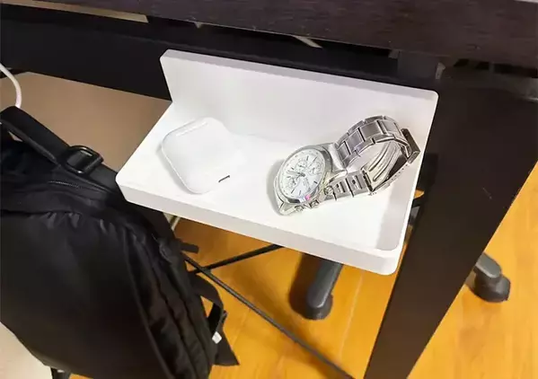 ダイソーの『マグネットトレー』を玄関で使用　収納の悩みが3つ解決した【3選】