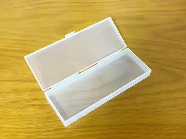 100均で買った半透明ケース　思わぬ活用法に「キッチンで助かる」「出かける時も便利」【3選】
