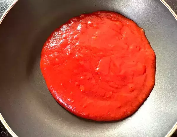 15分で作る『ミートボール入り』パスタ　まさかの具材に「この発想はなかった！」