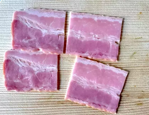 子供が「また作って」と喜んだ『ホットケーキ朝食』　小さく4枚焼いて挟んだのは？