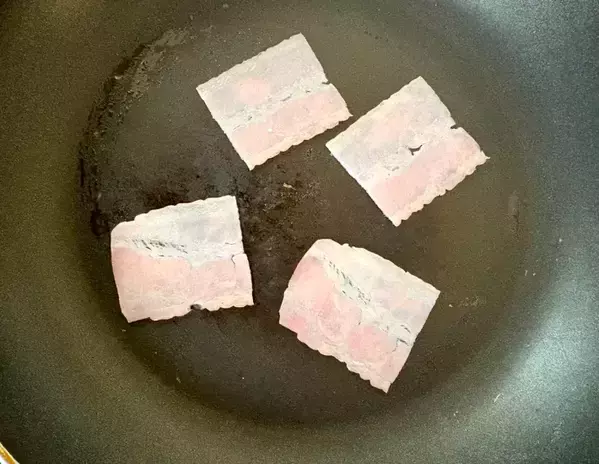 子供が「また作って」と喜んだ『ホットケーキ朝食』　小さく4枚焼いて挟んだのは？