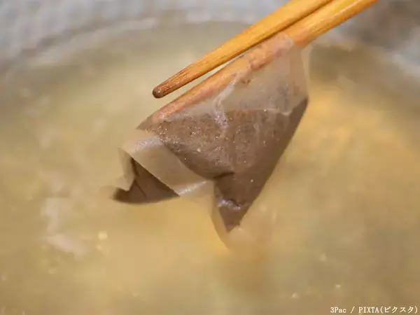 顆粒だしとだしパック、味噌汁に向くのはどっち？　おすすめの使い分けは
