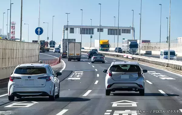 ドライバー以外も知っておきたい！　高速道路を『ゆっくり走る』と…？