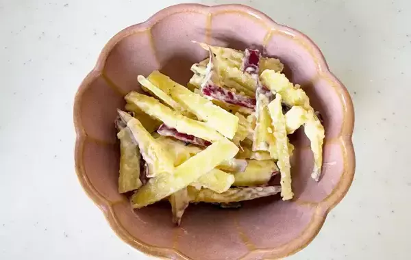 サツマイモを細切りにして…　10分で作れる簡単副菜に「甘さが引きたった」【作り置きレシピ】