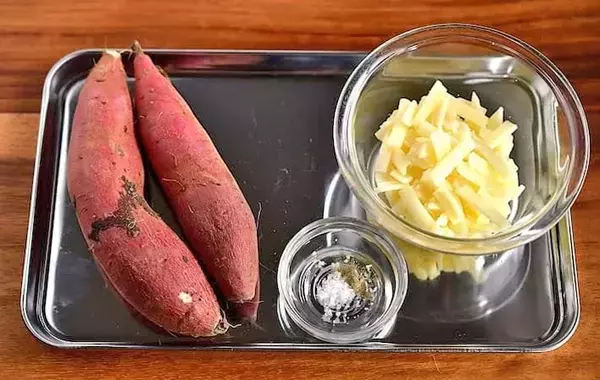 輪切りのサツマイモにのせたのは…　材料3つの簡単おかずが「おやつにもピッタリ」【管理栄養士のレシピ】