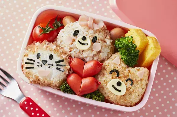 お弁当に『かつお節』を使うと便利！　ヤマキが教える活用法【4選】
