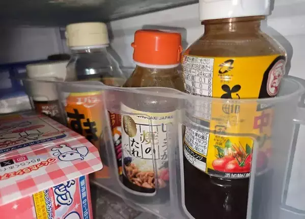 ダイソー『缶ストッカー』に、缶は入れません！　意外な使い道に「これは便利」【収納ワザ5選】