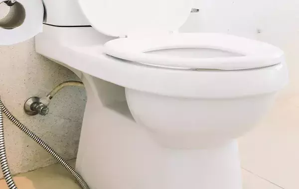 トイレを掃除してもニオイが気になる！　見落としがちな場所をプロに聞いた