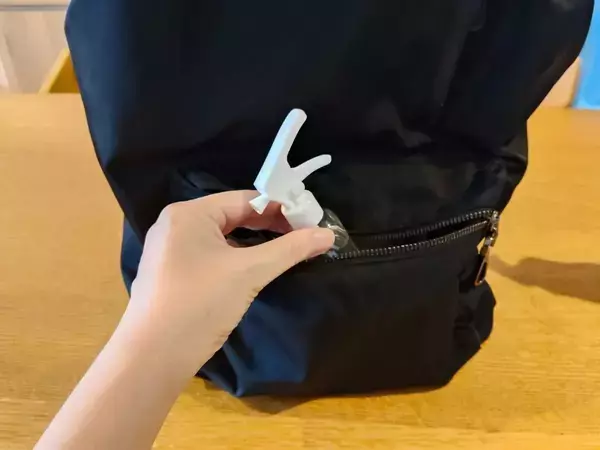 ダイソーで見つけた『スプレーボトル』　虫よけを小分けしたら「荷物が減った」「いつでも使える」