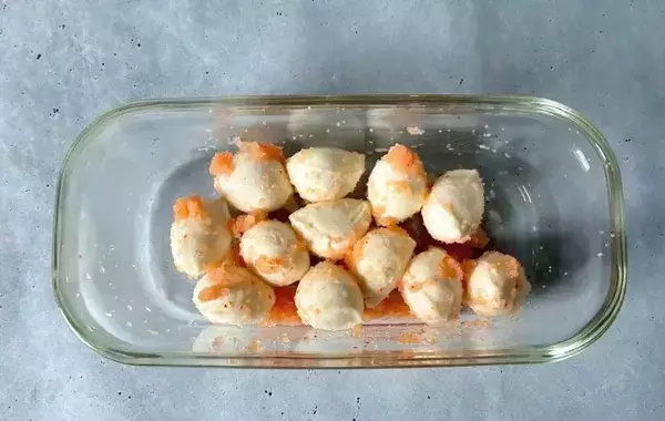 モッツァレラに『1本分』和えるだけ　すぐできる一品に「もっと食べたくなる！」