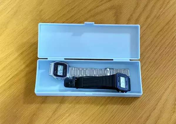 ダイソーで買ったペンケース　文房具に使わない思わぬ活用法に「すっぽり収まった！」【3選】
